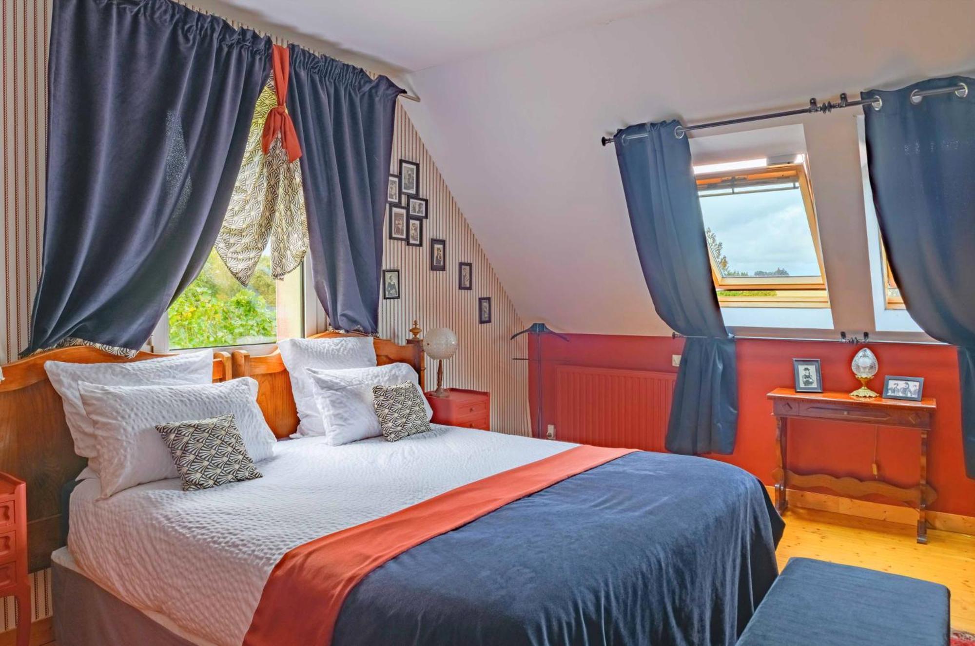 Bed and Breakfast Les Pierres Bleues Saint-Coulitz Zewnętrze zdjęcie